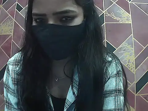 Snapshot of Hot-Roshni chatting on 06.21.26 Hot-Roshni online show from 06.21.26