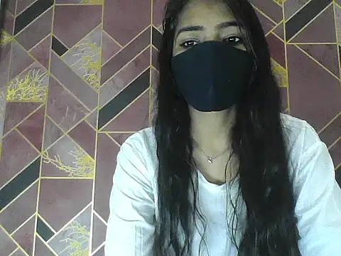 Snapshot of Hot-Roshni chatting on 06.28.26 Hot-Roshni online show from 06.28.26
