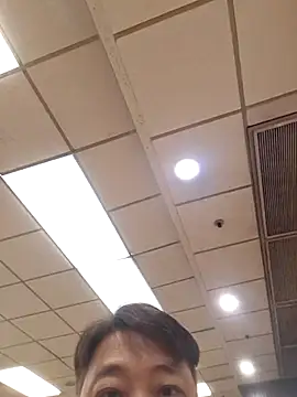 Snapshot of sdmm123123 chatting on 05.31.26 sdmm123123 online show from 05.31.26