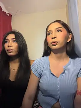 Snapshot of lovely_samina chatting on 06.24.26 lovely samina online show from 06.24.26