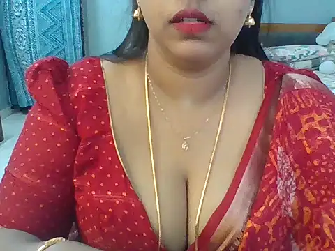 Snapshot of Tamil_hot_Meenu chatting on 06.24.26 Tamil hot Meenu online show from 06.24.26