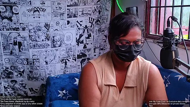 Snapshot of thea_rachel chatting on 07.18.26 thea rachel online show from 07.18.26