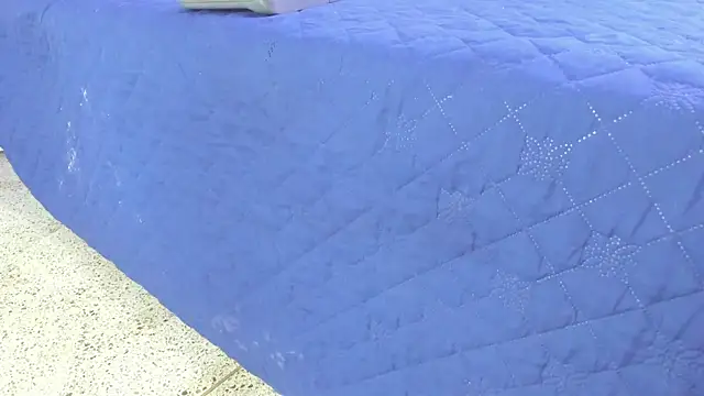 Snapshot of Golden_kiss23 chatting on 06.18.26 Golden kiss23 online show from 06.18.26
