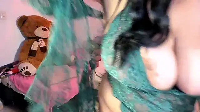 Snapshot of Meganxx1 chatting on 01.09.26 Meganxx1 online show from 01.09.26