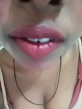 Snapshot of Sexy-Zeenat chatting on 06.02.26 Sexy-Zeenat online show from 06.02.26