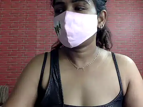 Snapshot of Nisha-moon chatting on 07.23.26 Nisha-moon online show from 07.23.26