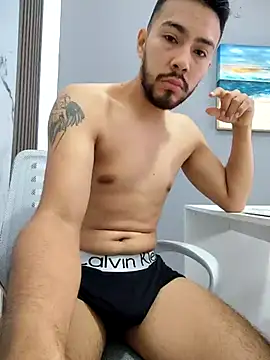 Snapshot of Zebas_hot chatting on 07.28.26 Zebas hot online show from 07.28.26