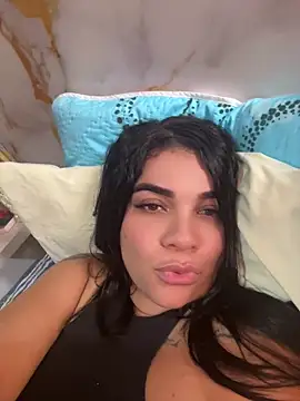 Snapshot of Siri_Luxx chatting on 06.18.26 Siri Luxx online show from 06.18.26