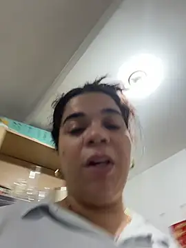 Snapshot of Siri_Luxx chatting on 07.17.26 Siri Luxx online show from 07.17.26