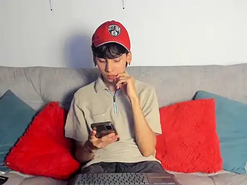 Snapshot of Angel_Dustt1 chatting on 06.15.26 Angel Dustt1 online show from 06.15.26