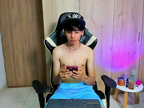 Snapshot of Angel_Dustt1 chatting on 07.17.26 Angel Dustt1 online show from 07.17.26