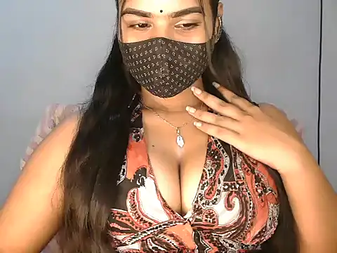 Snapshot of Curvy_Deepa chatting on 06.10.26 Curvy Deepa online show from 06.10.26