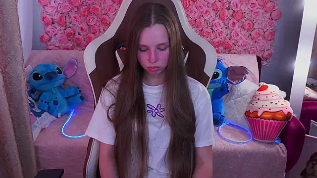 Snapshot of Sasha_Foxyyy chatting on 06.03.26 Sasha Foxyyy online show from 06.03.26