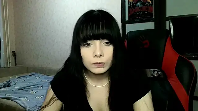 Snapshot of kawaiigothica chatting on 06.10.26 kawaiigothica online show from 06.10.26