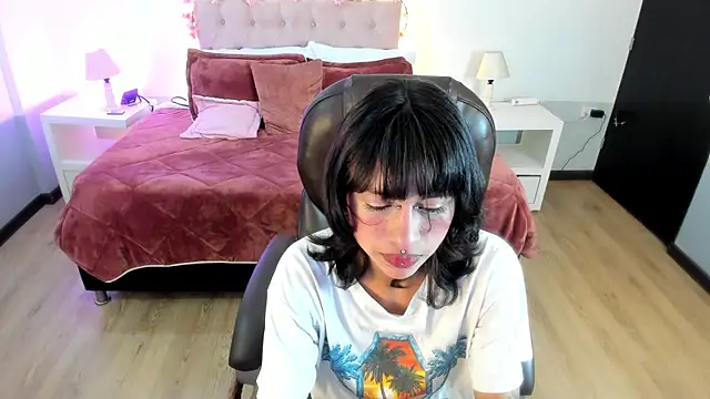 kat cute   online show from 06.17.26