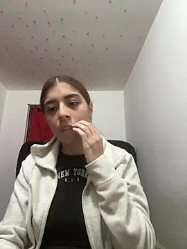 Cherry Luna1 online show from 06.17.26