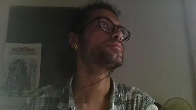 Snapshot of SamDr1nk0fficial chatting on 07.06.26 SamDr1nk0fficial online show from 07.06.26