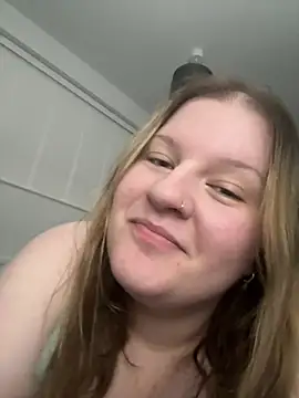 Curvy Vanilla online show from 06.07.26