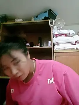 kye love online show from 06.10.26