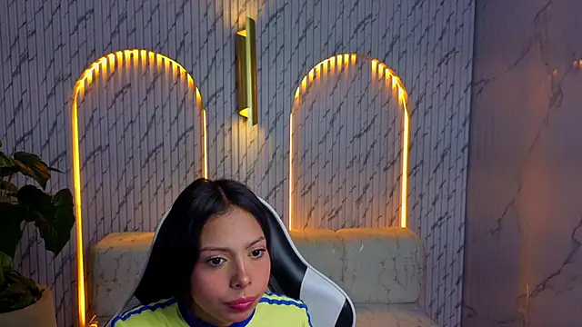 Snapshot of samantha_tx_ chatting on 06.18.26 samantha tx online show from 06.18.26