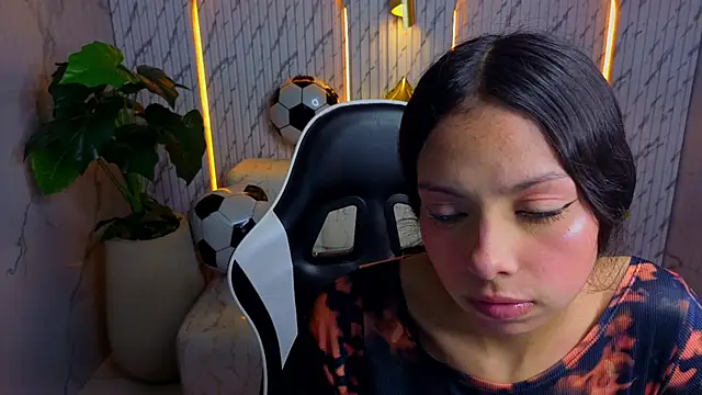 Snapshot of samantha_tx_ chatting on 06.23.26 samantha tx online show from 06.23.26