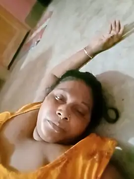 Snapshot of Sampa-hot-boudi chatting on 06.18.26 Sampa-hot-boudi online show from 06.18.26