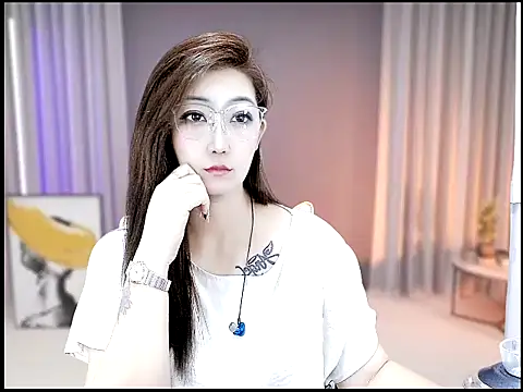 Snapshot of Mimi131499 chatting on 06.24.26 Mimi131499 online show from 06.24.26