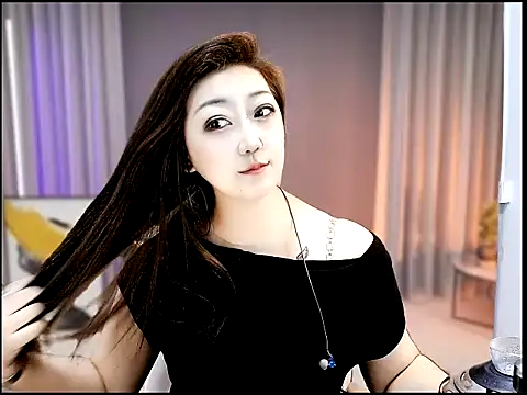 Snapshot of Mimi131499 chatting on 07.13.26 Mimi131499 online show from 07.13.26