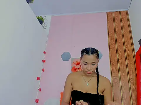 Snapshot of Aratnzacute chatting on 06.26.26 Aratnzacute online show from 06.26.26