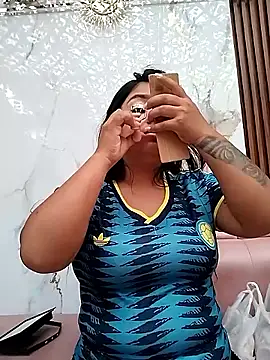 Snapshot of Amber_Herrera chatting on 06.15.26 Amber Herrera online show from 06.15.26