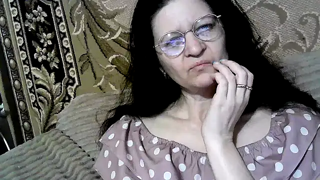Snapshot of Dear_Annet chatting on 07.13.26 Dear Annet online show from 07.13.26