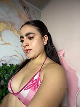 Snapshot of LILI_911 chatting on 06.20.26 LILI 911 online show from 06.20.26