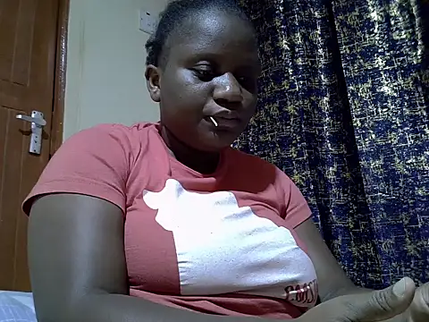 Snapshot of biganni_ chatting on 07.24.26 biganni online show from 07.24.26