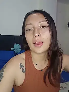 Snapshot of MiaSaen chatting on 06.17.26 MiaSaen online show from 06.17.26