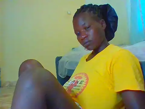 Snapshot of candycrusha chatting on 07.20.26 candycrusha online show from 07.20.26