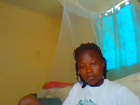Snapshot of candycrusha chatting on 07.23.26 candycrusha online show from 07.23.26