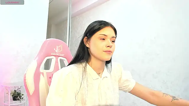 Snapshot of Baby_Sunsh1ne_ chatting on 07.02.26 Baby Sunsh1ne online show from 07.02.26