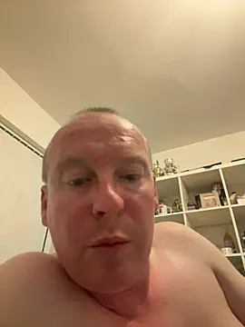 Snapshot of Palered chatting on 07.21.26 Palered online show from 07.21.26
