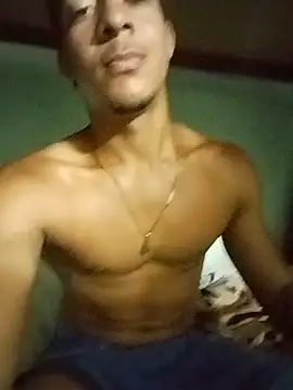 Snapshot of Enzo_Manul chatting on 07.19.26 Enzo Manul online show from 07.19.26
