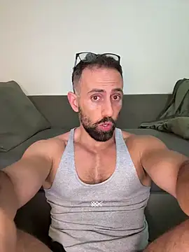 Snapshot of Fitnesswithjose chatting on 06.18.26 Fitnesswithjose online show from 06.18.26