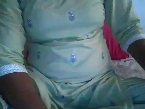 Snapshot of Ishita_01 chatting on 06.12.26 Ishita 01 online show from 06.12.26