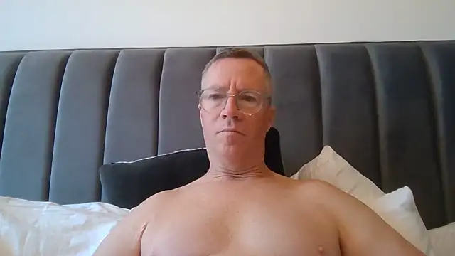 Snapshot of SinfulPulse69 chatting on 06.15.26 SinfulPulse69 online show from 06.15.26