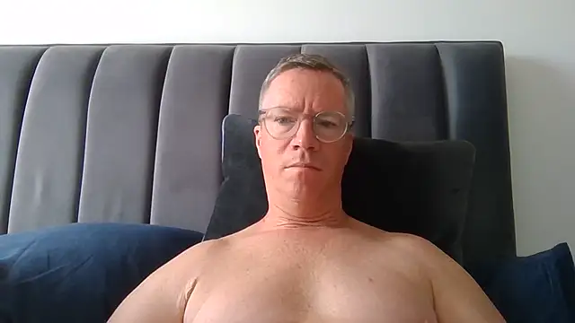 Snapshot of SinfulPulse69 chatting on 06.21.26 SinfulPulse69 online show from 06.21.26