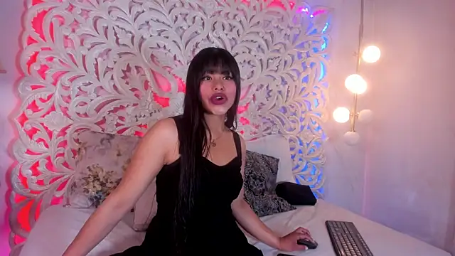 Snapshot of Natasha_rosee_ chatting on 07.23.26 Natasha rosee online show from 07.23.26