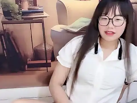 Snapshot of G-nuonuo chatting on 06.25.26 G-nuonuo online show from 06.25.26