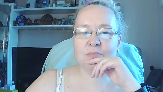 Snapshot of Viola27 chatting on 07.09.26 Viola27 online show from 07.09.26