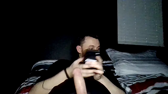 Snapshot of Mikecloudyhawk chatting on 06.27.26 Mikecloudyhawk online show from 06.27.26