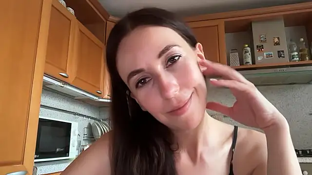 Snapshot of Flamingo_Queen chatting on 07.23.26 Flamingo Queen online show from 07.23.26