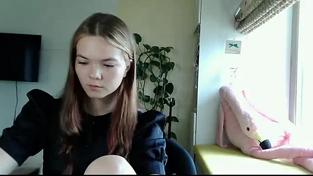 Snapshot of AvrilGillig chatting on 07.19.26 AvrilGillig online show from 07.19.26