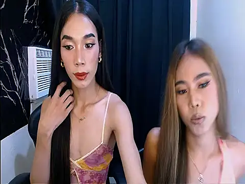 Snapshot of Lavianfoxx chatting on 06.08.26 Lavianfoxx online show from 06.08.26